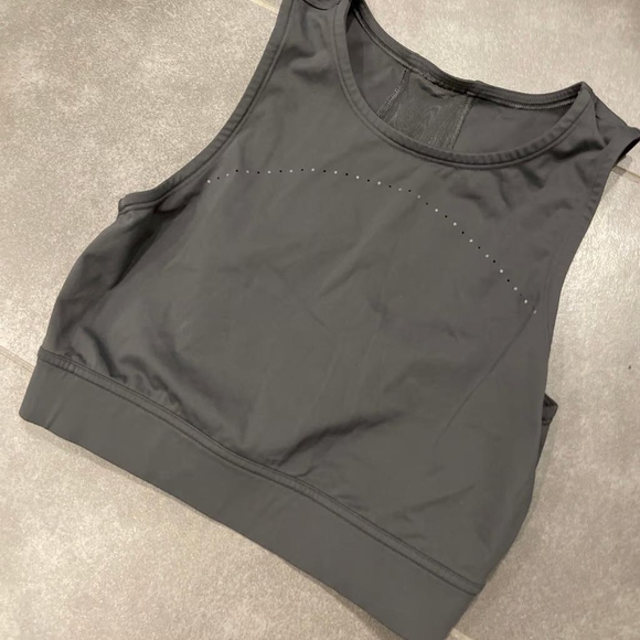 Lululemon - Picture 2 of 2